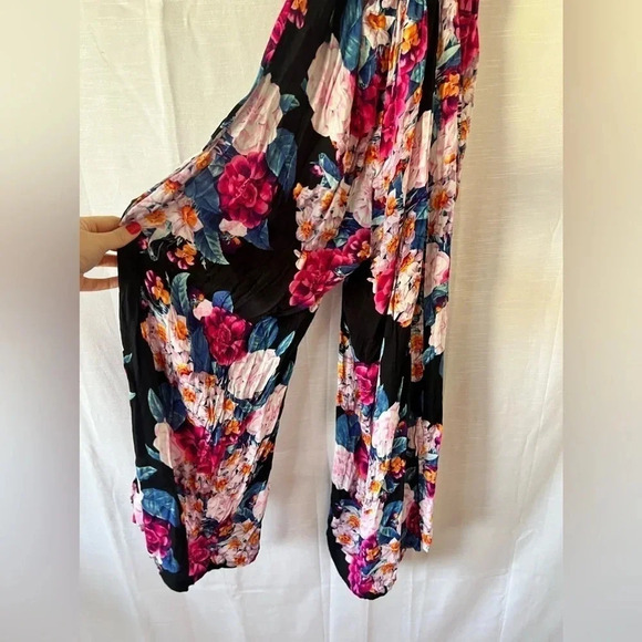 MINK PINK Floral Romper - Picture 12 of 15